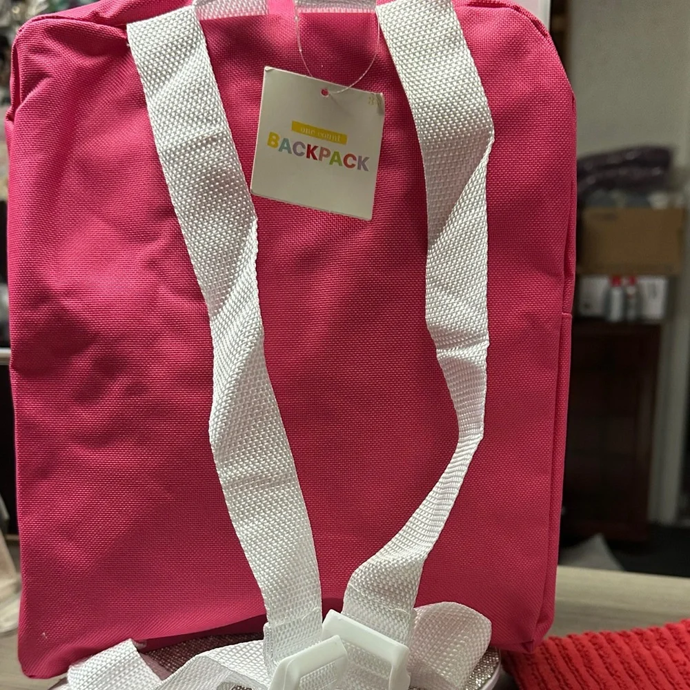 Kids Club bright pink